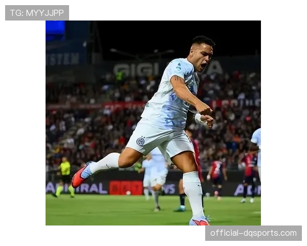 国米抵达慕尼黑,劳塔罗出席赛前发布会 国米抵达慕尼黑,劳塔罗出席赛前发布会